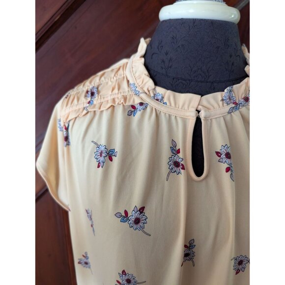 Liz Claiborne Womens Floral Print Blouse Yellow With Keyhole Neckline & Ruffled - Picture 2 of 7